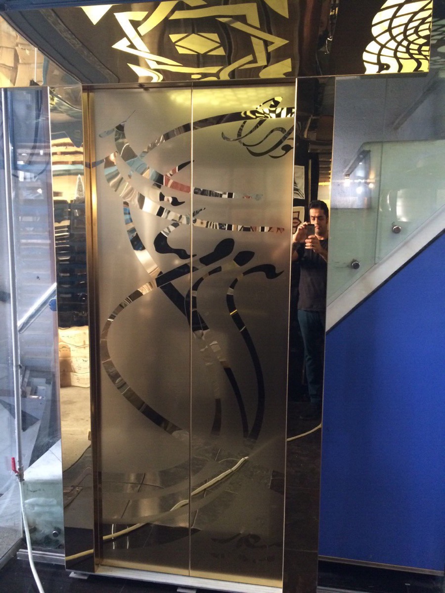  درب طرح دار طبقه آسانسور