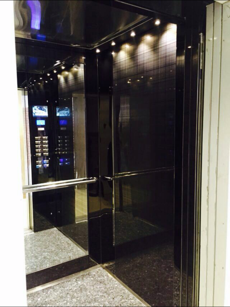 کابین استیل استیل